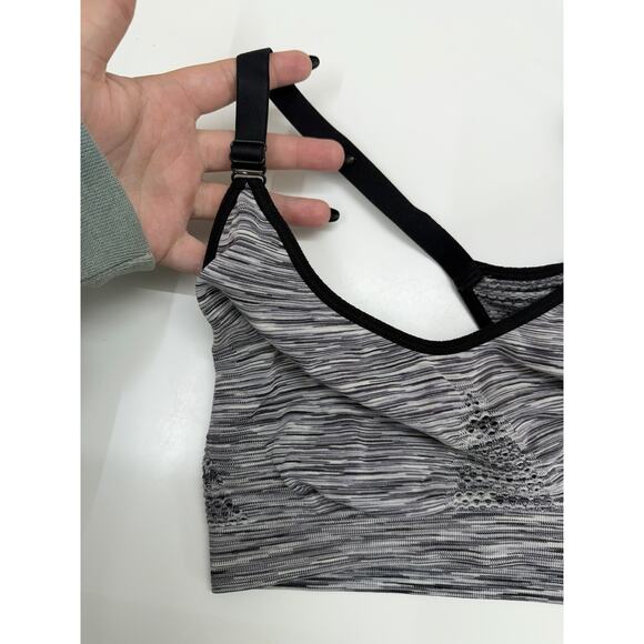 Unbranded Womens Sports Bra Size Unknown Black Heather Racerback PullOn Unpadded - Picture 2 of 9